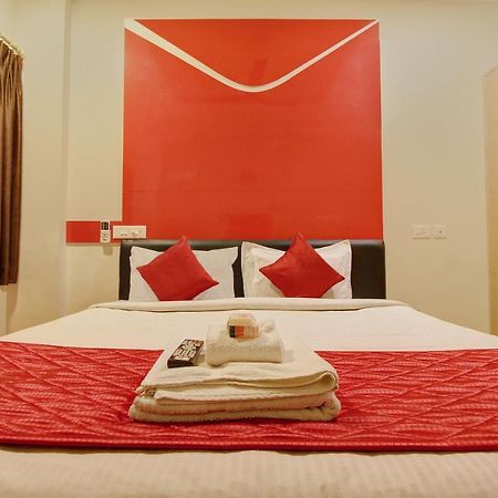 Oyo 968 Hotel Poigai Ченнаї Екстер'єр фото