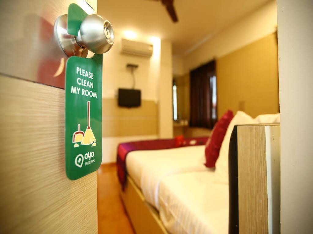 Oyo 968 Hotel Poigai Ченнаї Екстер'єр фото